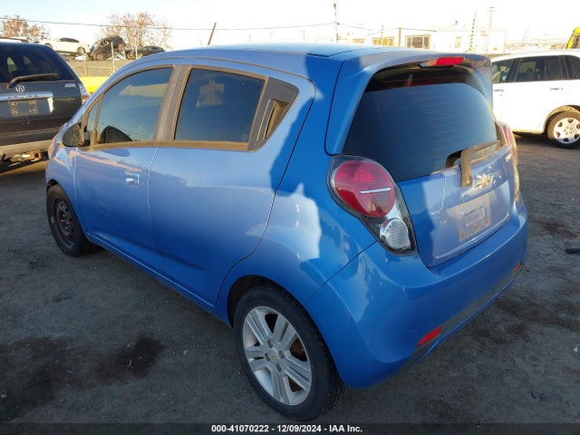 Chevrolet Spark 1lt Cvt 2015 KL8CD6S99FC725869 Image 3