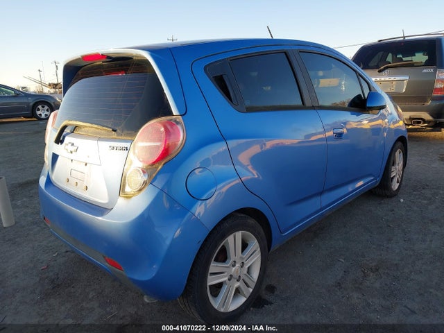 Chevrolet Spark 1lt Cvt 2015 KL8CD6S99FC725869 Image 4