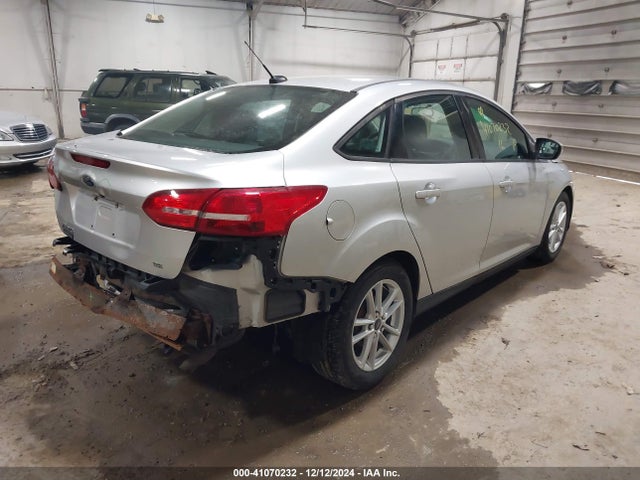 Ford FOCUS SE 2016 1FADP3F29GL247488 Image 4