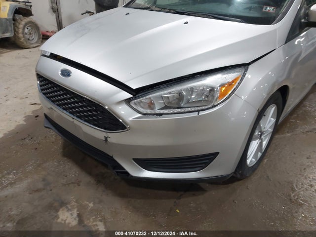 Ford FOCUS SE 2016 1FADP3F29GL247488 Image 6