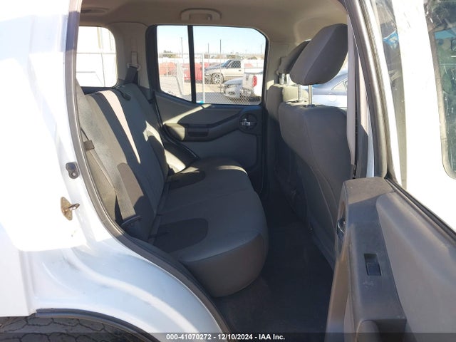 5N1AN0NW2EN801666 Nissan Xterra S