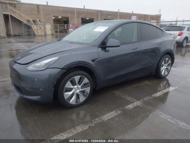 2023 TESLA MODEL Y 7SAYGAEE7PF623932 Photo 1