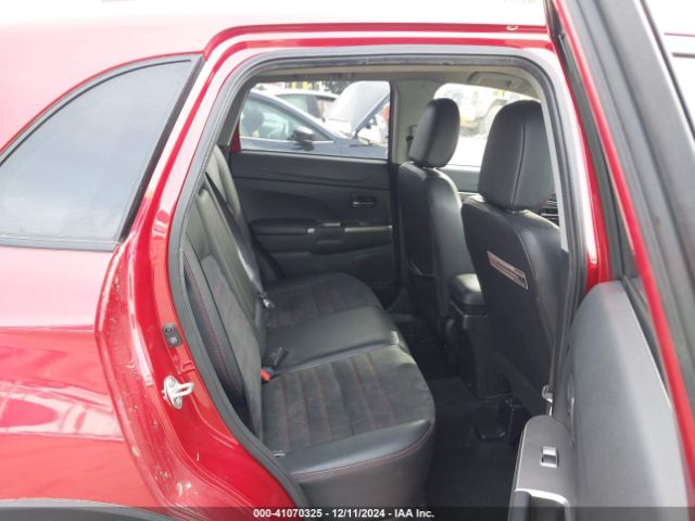 JA4AP3AWXJZ036290 Mitsubishi Outlander Sport 2.4 Se