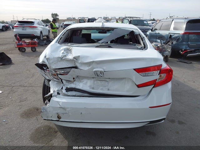 Honda ACCORD LX 2019 1HGCV1F1XKA047197 Image 17