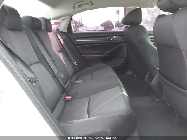 Honda ACCORD LX 2019 1HGCV1F1XKA047197 Image 8