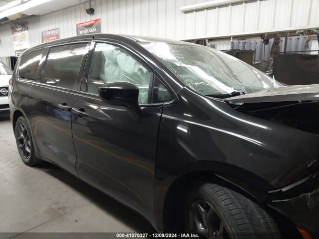 2C4RC1FG5JR287397 Chrysler Pacifica Touring Plus