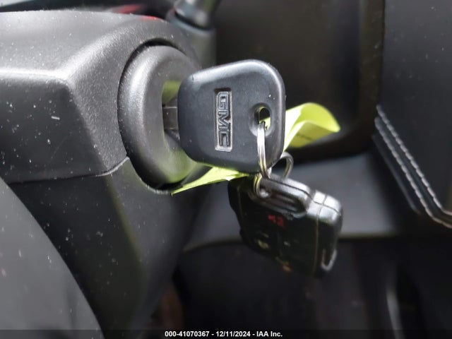 1GKS2FKC7HR320005 GMC Yukon Xl Sle