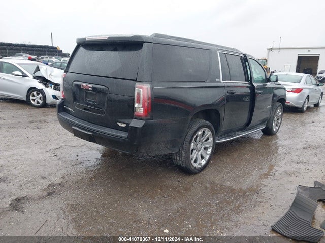 1GKS2FKC7HR320005 GMC Yukon Xl Sle