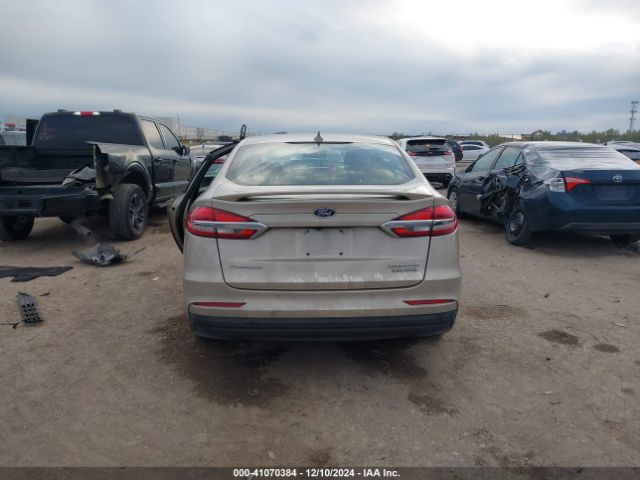3FA6P0RU4KR144431 Ford Fusion Hybrid Titanium