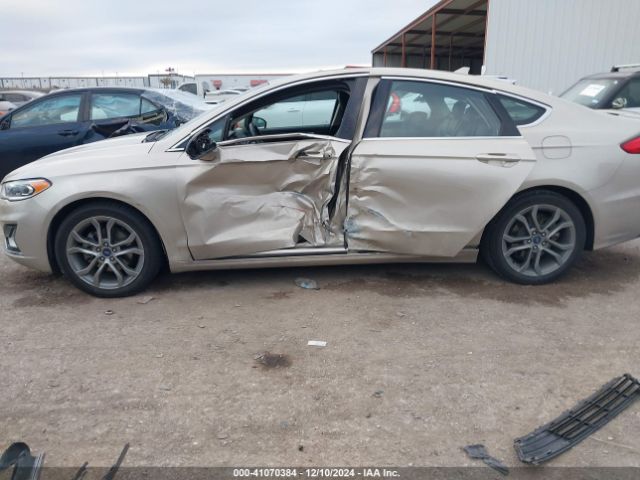 3FA6P0RU4KR144431 Ford Fusion Hybrid Titanium