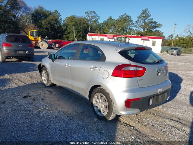KIA RIO LX 2017 KNADM5A33H6036895 Image 3