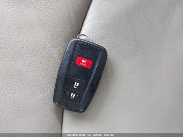 JTDKBRFU9H3576486 Toyota Prius Two