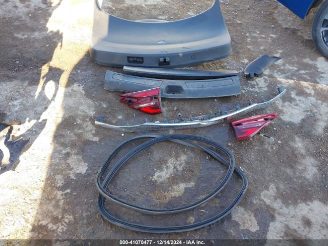 5GAERCKW4KJ300962 Buick Enclave Fwd Premium
