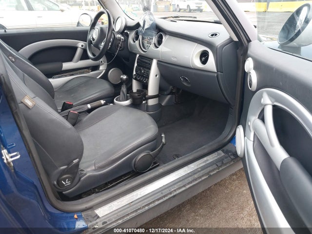 2004 MINI COOPER WMWRC33444TC53874 Photo 4