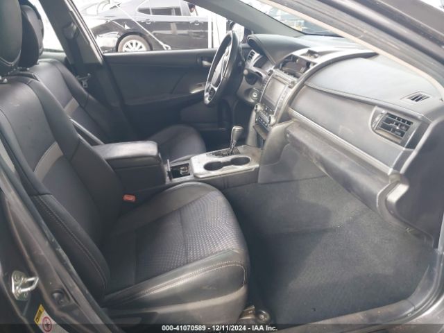 4T1BF1FK2EU441324 Toyota CAMRY SE