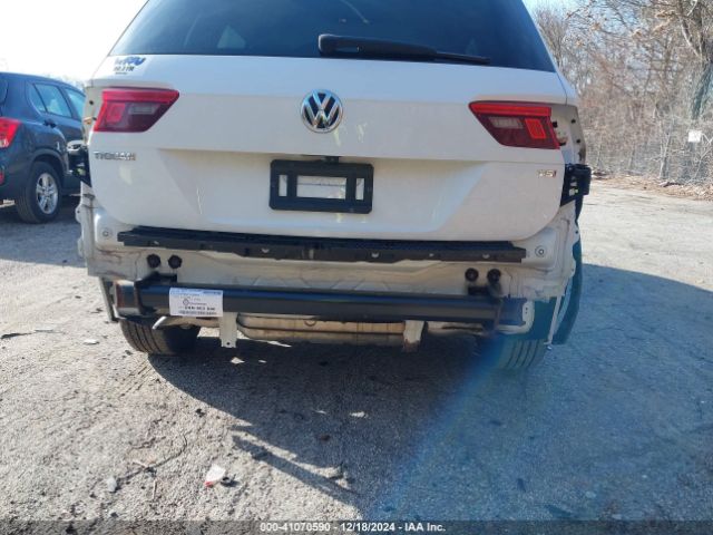 3VV1B7AX8JM087858 Volkswagen Tiguan 2.0t S