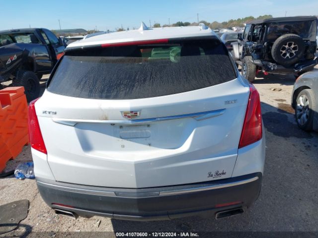 1GYKNARS4HZ154006 Cadillac Xt5 Standard