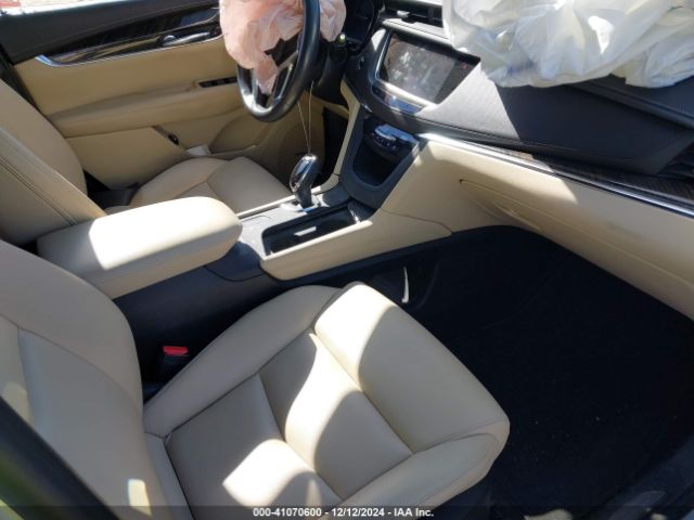 1GYKNARS4HZ154006 Cadillac Xt5 Standard