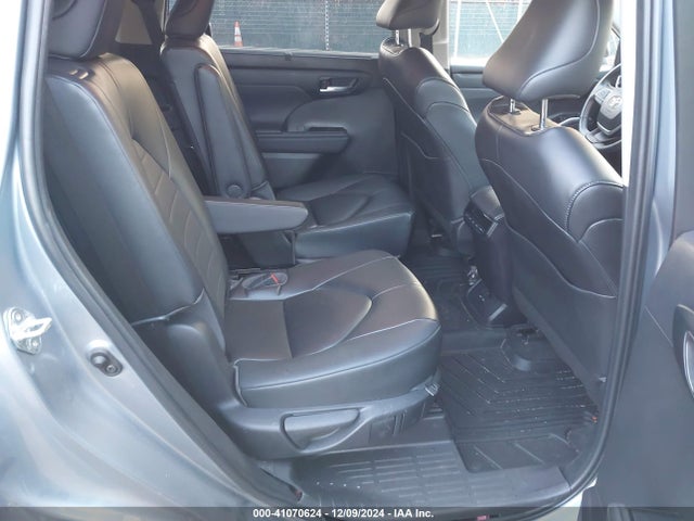 Toyota Highlander Xle 2023 5TDKDRBH2PS029477 Image 8
