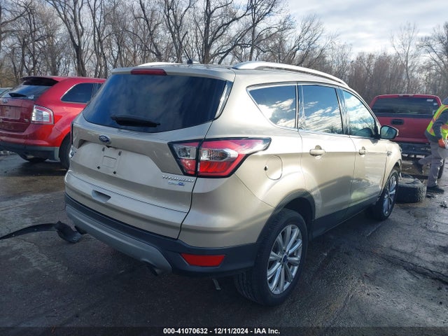 Ford Escape Titanium 2017 1FMCU9JD7HUE15419 Image 4