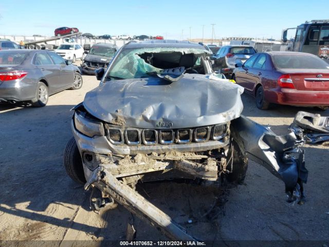 3C4NJDBB6NT191992 Jeep Compass Latitude 4x4