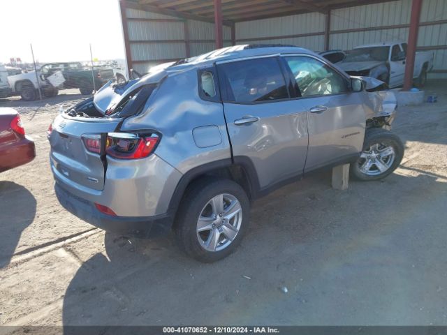 3C4NJDBB6NT191992 Jeep Compass Latitude 4x4