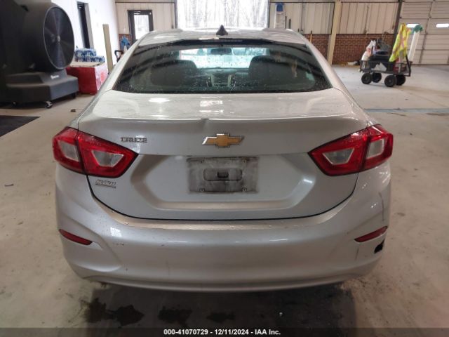 1G1BC5SM9J7148985 Chevrolet Cruze Ls Auto