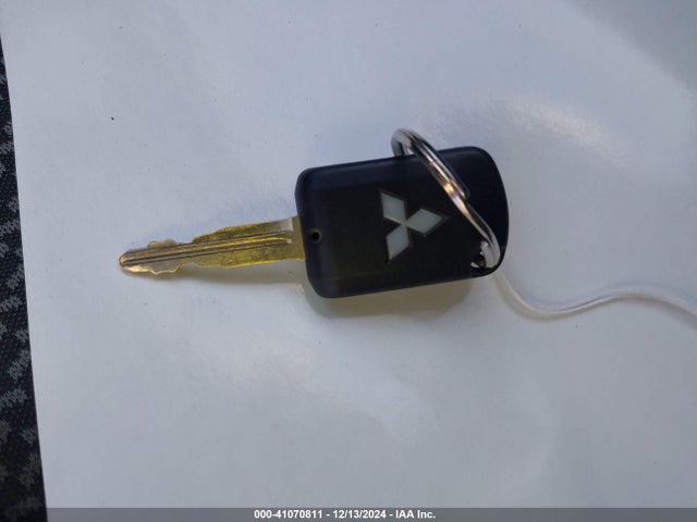 ML32A3HJ5HH011130 Mitsubishi MIRAGE ES