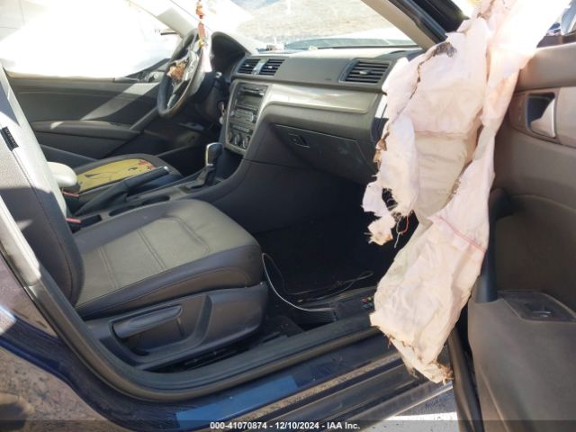 1VWAT7A38EC063881 Volkswagen Passat 1.8t Wolfsburg Edition