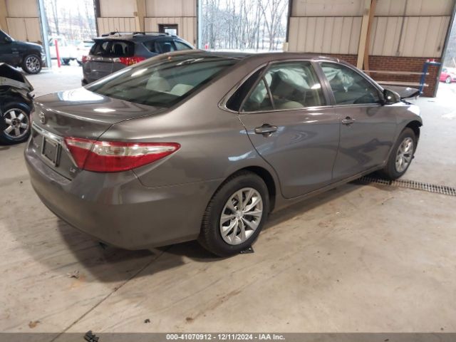 4T1BF1FK0HU400811 Toyota CAMRY LE