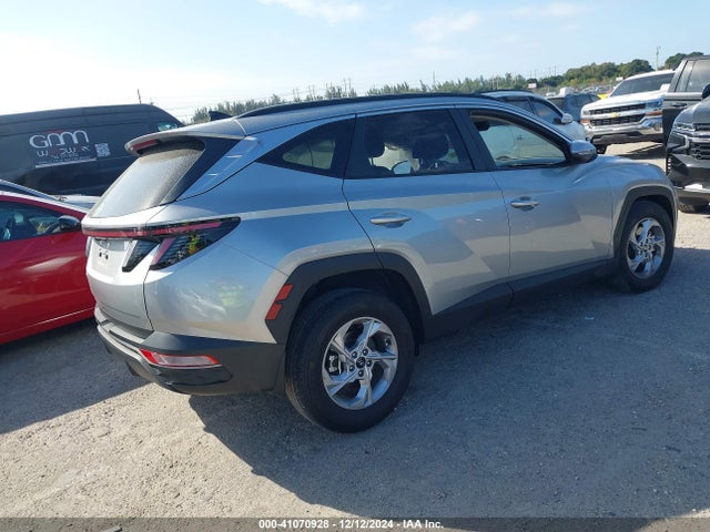 Hyundai TUCSON SEL 2023 5NMJB3AE2PH239117 Image 4