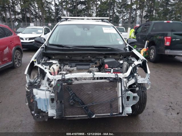 JTMBFREV5HJ148473 Toyota RAV4 LE