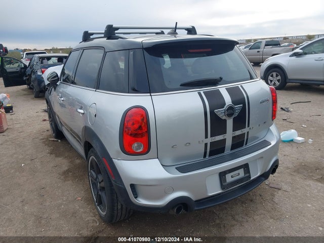 2013 MINI COUNTRYMAN WMWZC3C59DWP24437 Photo 2
