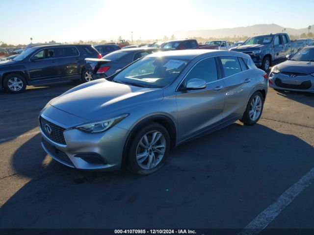 2018 INFINITI QX30 SJKCH5CPXJA057522 Photo 1