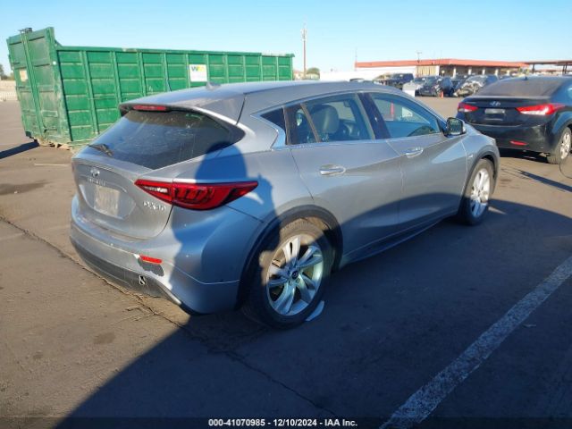 2018 INFINITI QX30 SJKCH5CPXJA057522 Photo 3