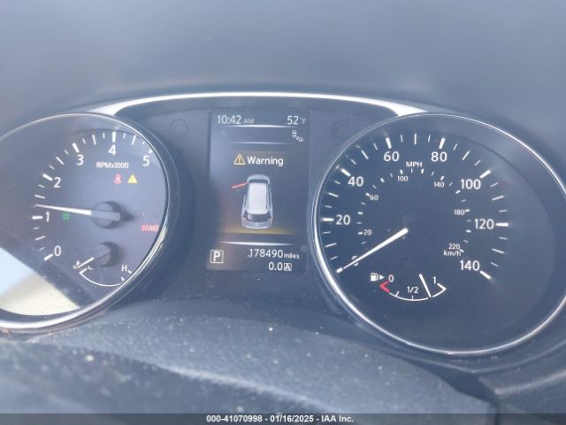 5N1AT2MKXEC782215 Nissan ROGUE SV