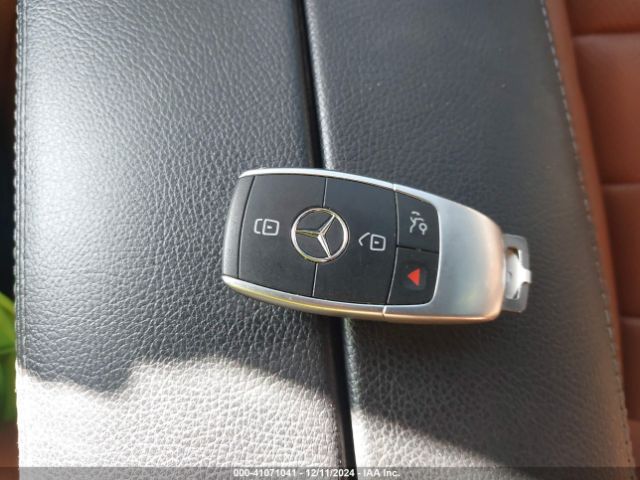 55SWF8EB5KU292068 Mercedes-Benz C 300 4matic