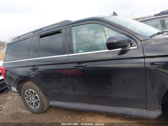 1FMJU1J87REA42227 Ford Expedition Xlt