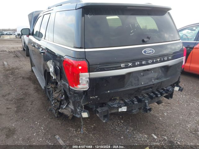 1FMJU1J87REA42227 Ford Expedition Xlt