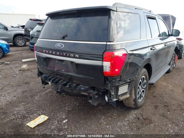 1FMJU1J87REA42227 Ford Expedition Xlt
