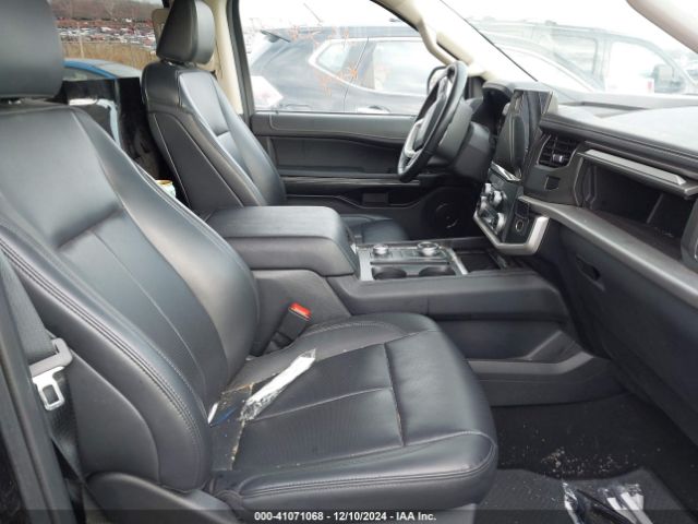 1FMJU1J87REA42227 Ford Expedition Xlt