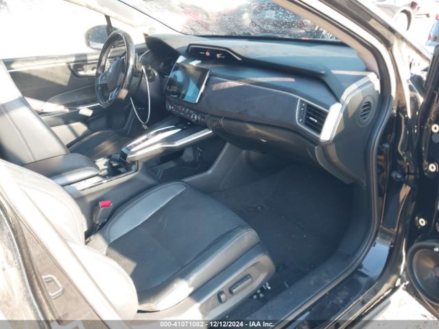 JHMZC5F38JC002560 Honda Clarity Plug-in Hybrid Touring