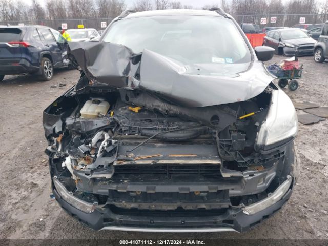 1FMCU9GX2GUC33188 Ford ESCAPE SE