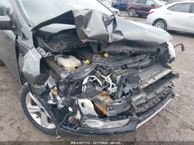 1FMCU9GX2GUC33188 Ford ESCAPE SE
