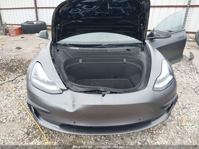 2018 TESLA MODEL 3 5YJ3E1EBXJF067979 Photo 9