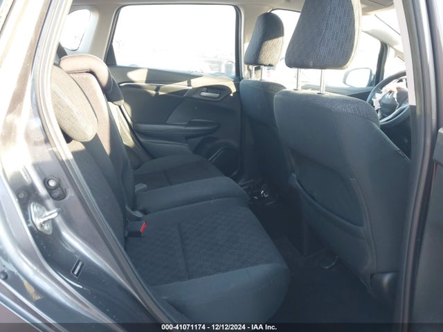 Honda FIT LX 2015 3HGGK5H50FM714773 Image 8