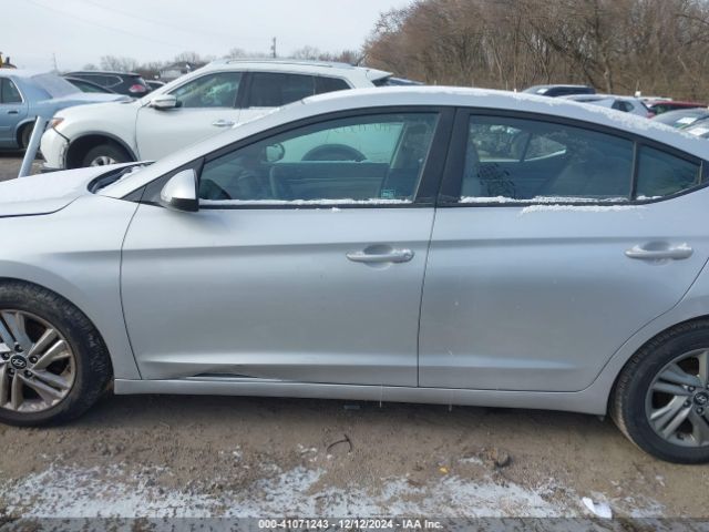 5NPD84LF1KH427937 Hyundai ELANTRA SEL