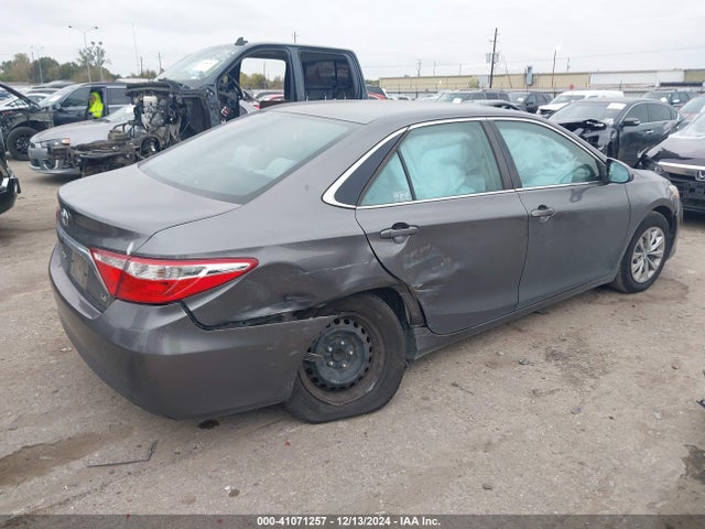 4T4BF1FK8FR514090 Toyota CAMRY LE