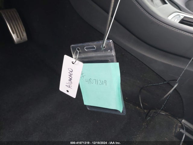 2022 TESLA MODEL 3 5YJ3E1EB4NF241647 Photo 10