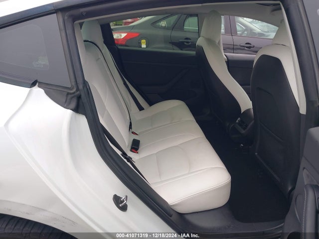 2022 TESLA MODEL 3 5YJ3E1EB4NF241647 Photo 7